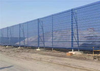 Il recinto anticorrosivo della protezione frangivento riveste il recinto di pannelli di abbattimento delle polveri per terra