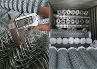 Recinzione a maglia galvanizzata con diametro del filo di 3 mm Rotoli con dimensioni del foro di 50 mm x 50 mm