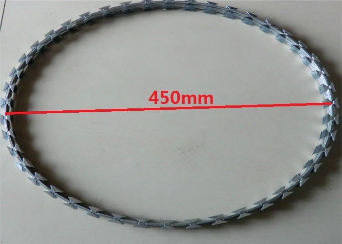 il cavo ed il filo spinato del rasoio del diametro di 450mm hanno galvanizzato a fisarmonica